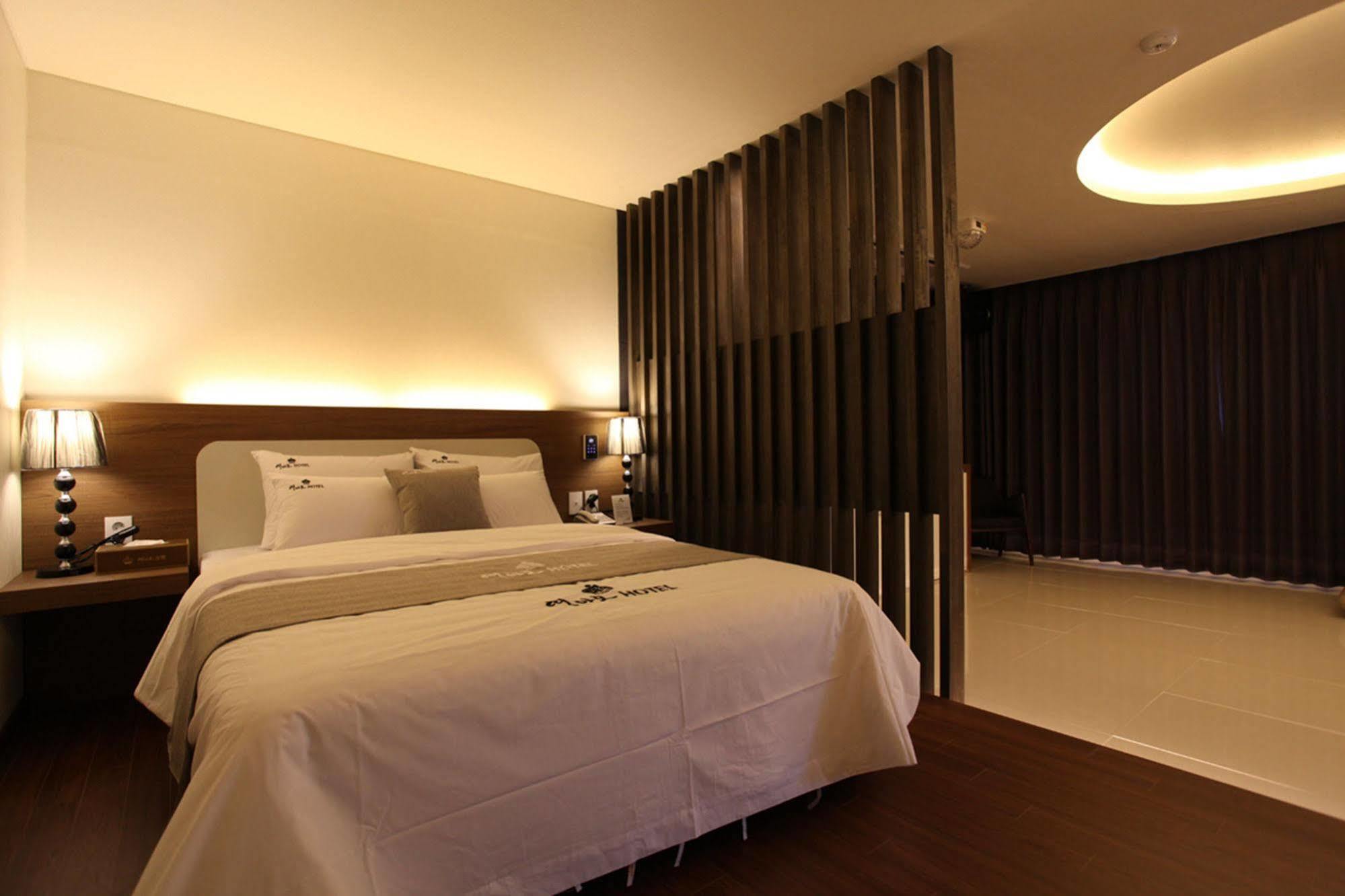 Drive In Hotel Tiamo Pocheon Dış mekan fotoğraf